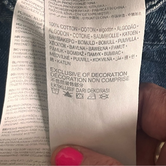 Levi's ShortAll Overalls - Picture 4 of 16